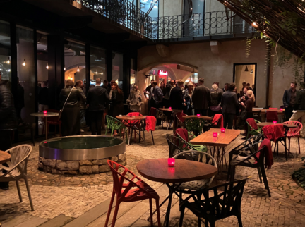 Klientský večírek s bondovkou stál za to!