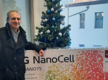 Pan Komůrka je výhercem televize v rámci kampaně Doporuč kamaráda